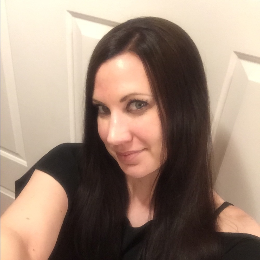Meet your Posher, Julie